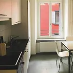 Swiss Star West End - Contactless Self Check-in Apartment Zürich