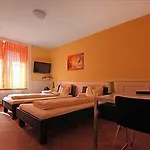 Swiss Star West End - Contactless Self Check-in Apartment *