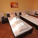 Apartment Swiss Star West End - Contactless Self Check-in *