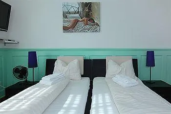 Appartement Swiss Star West End - Contactless Self Check-in