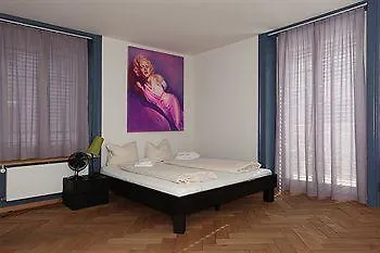 Swiss Star West End - Contactless Self Check-in Appartement Zürich