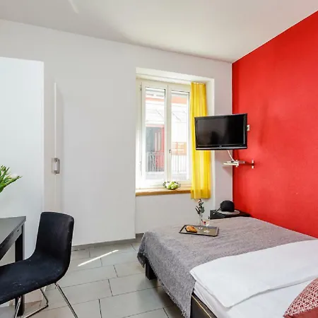 Swiss Star West End - Contactless Self Check-in Цюрих